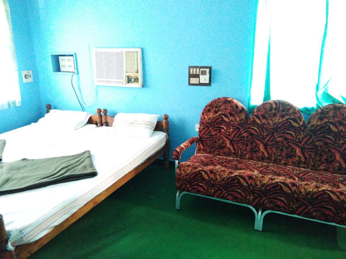 Chakkalakkal Residency Hotel Ambalavayal Buitenkant foto