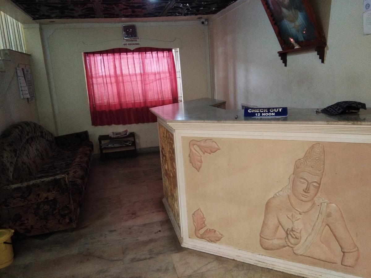 Chakkalakkal Residency Hotel Ambalavayal Buitenkant foto